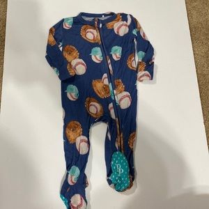 0-3 posh peanut sleeper